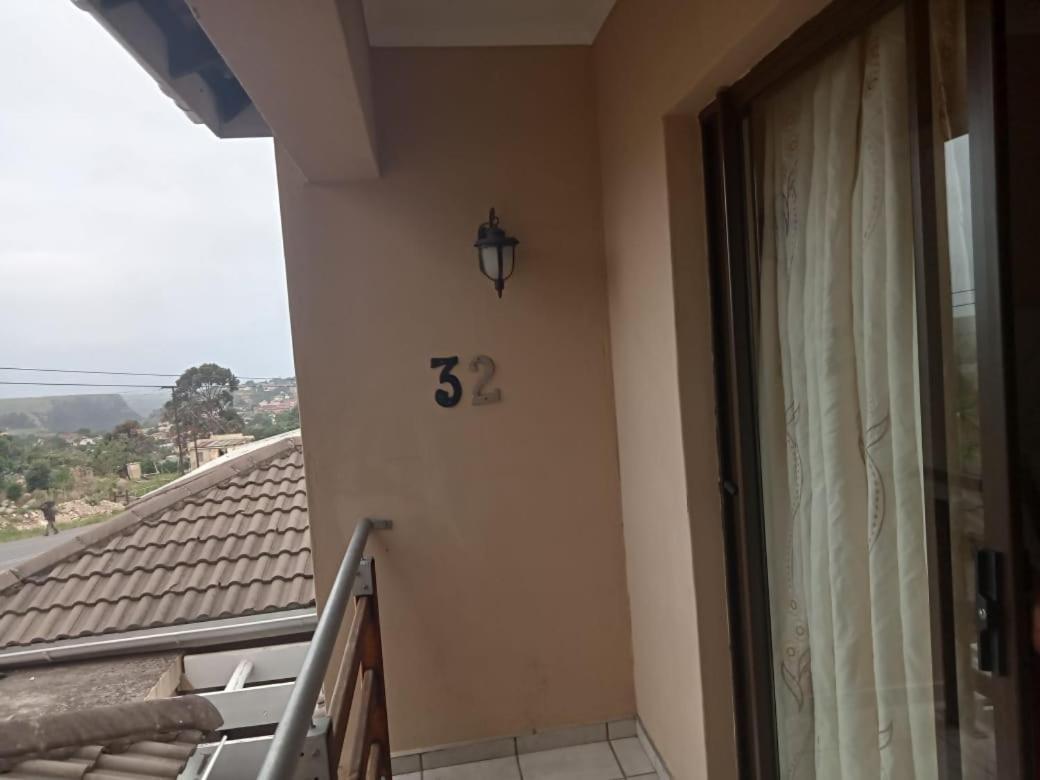 Emampingeni Lodge Bizana Exterior foto